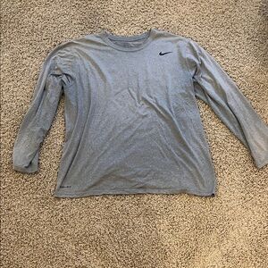 Nike Heather Gray Long Sleeve Tee